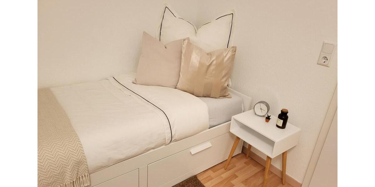 Wohnung: 1 WG-Zimmer möbliert, Königsallee + Hbf in der Nähe 4 zimmer