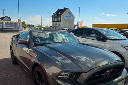 Ford Mustang 120.000 km 16.500 € Remscheid 42857