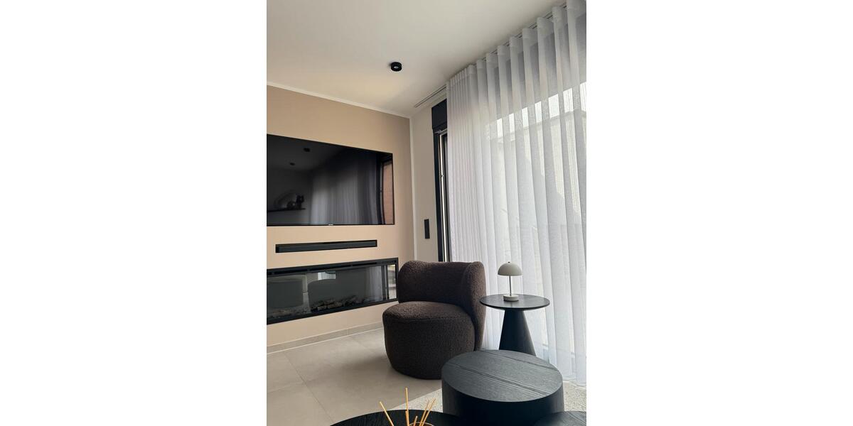 Luxus-Wohnung, kernsaniert, Garten & Smart Home 3 zimmer