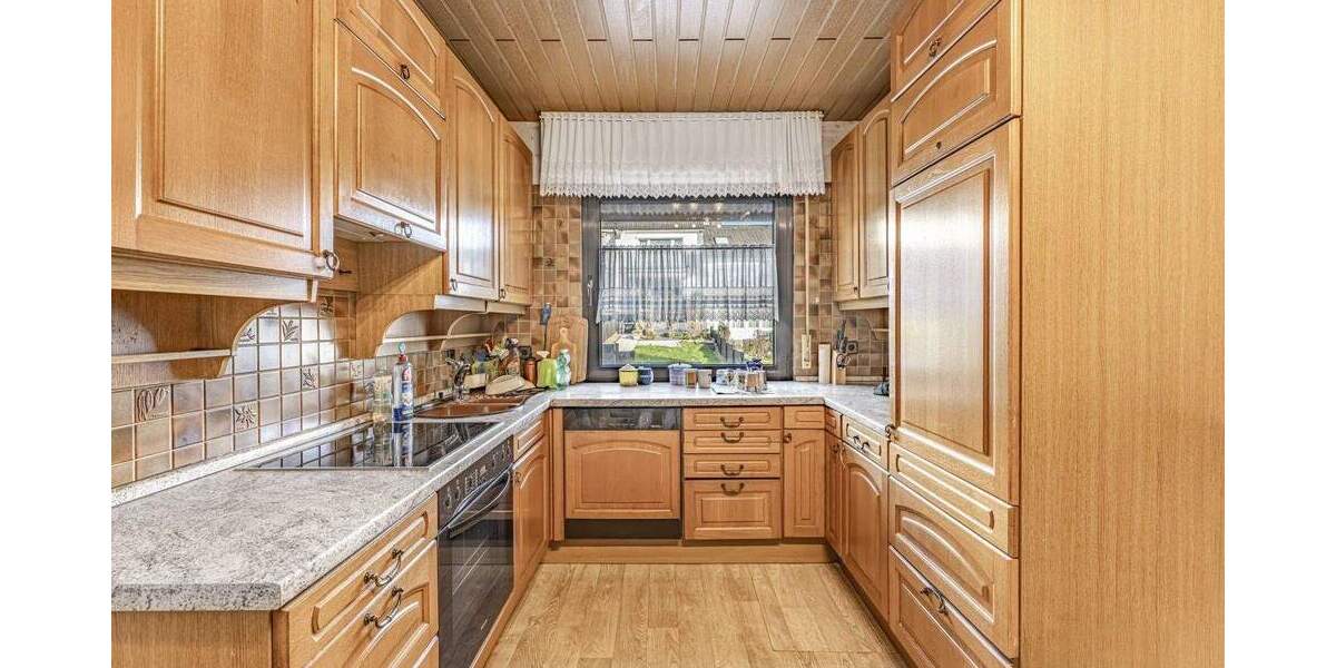 Reihenmittelhaus Wuppertal Ronsdorf - 4 Zimmer, 110 m&sup2;, 349.000&euro; | Angebot:25726966