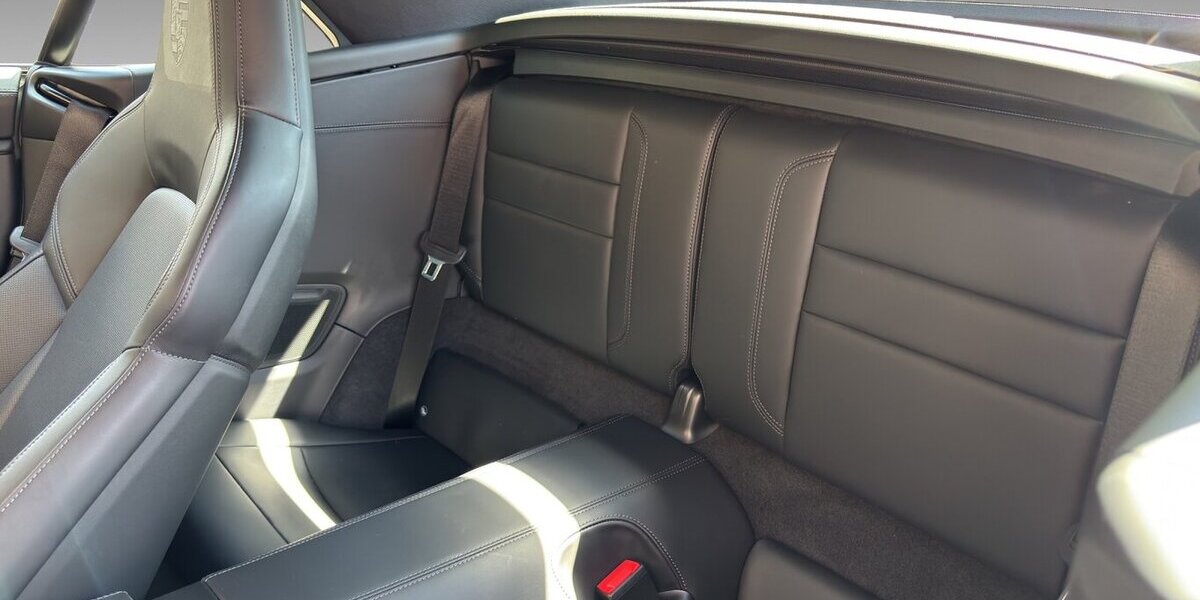 Porsche 911 Carrera S Matrix Bose Carbon HA-Lenk NP209t 5.890 km 172.400 &euro; Wuppertal 42327
