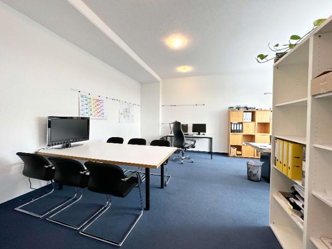 Gewerbeobjekt Düsseldorf Stadtbezirk 6 - 214&euro; | Angebot:25711477