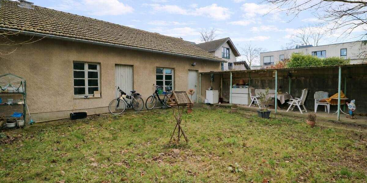 Mehrfamilienhaus, Wohnhaus Dormagen Dormagen-Mitte - 7 Zimmer, 147 m&sup2;, 330.000&euro; | Angebot:25211887