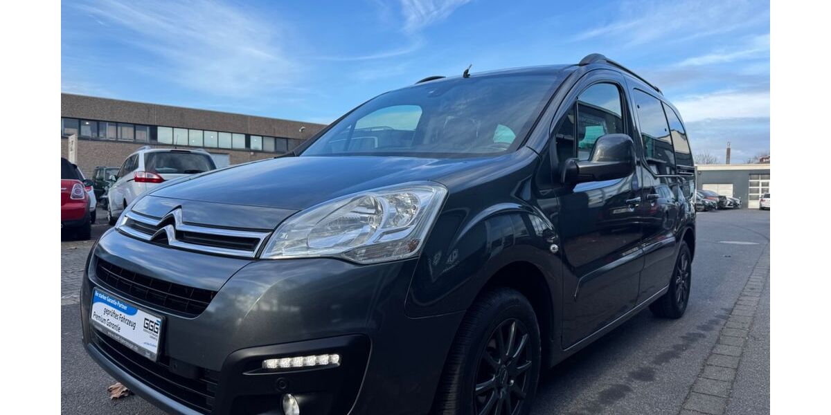 Citroen Berlingo 106.951 km 7.990 &euro; Düsseldorf 40233