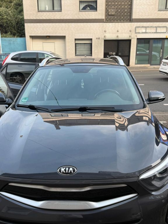 Kia Stonic 46.000 km 13.500 € Essen 45355