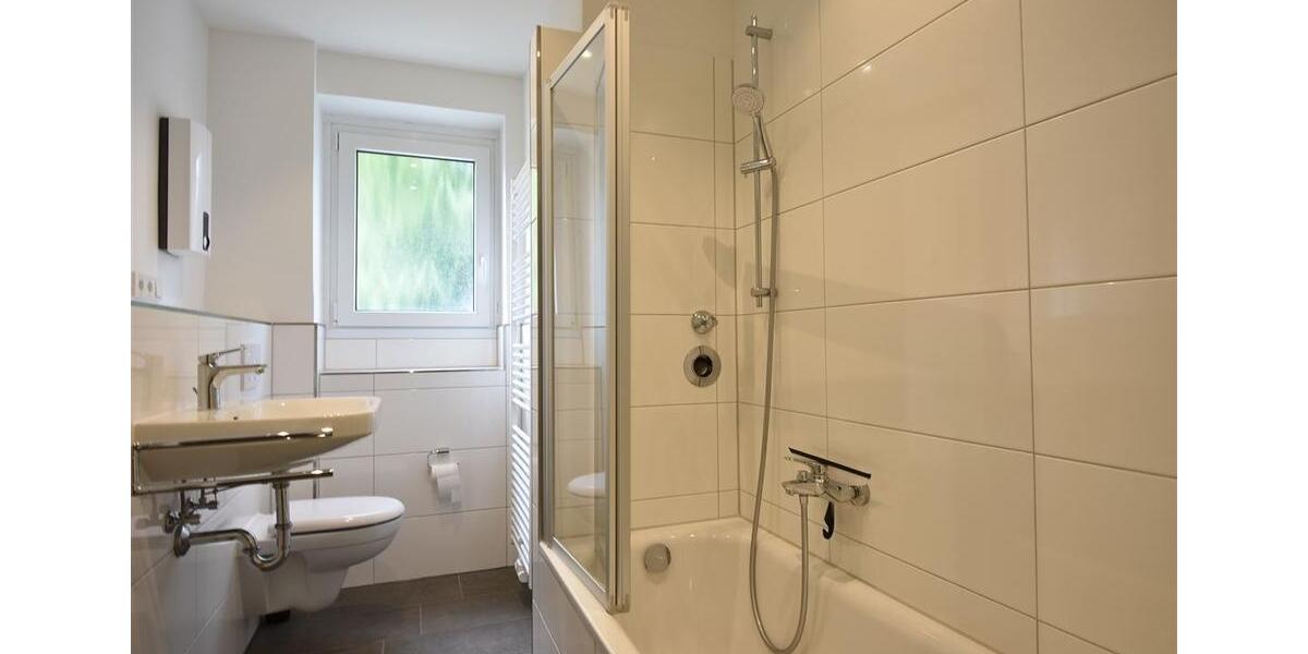 Bezugsfrei in OBK! Großzügige 2-Zimmer-Wohnung mit Balkon 2 zimmer