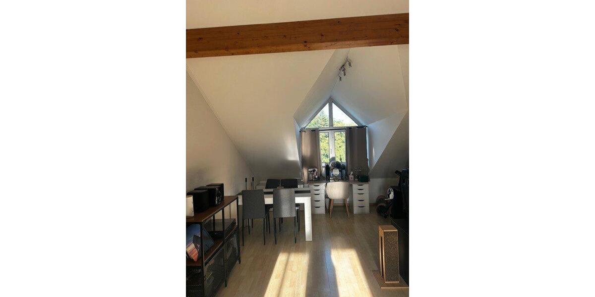 Dachgeschoßwohnung Duisburg Rheinhausen - 2 Zimmer, 65 m&sup2;, 169.000&euro; | Angebot:27006901