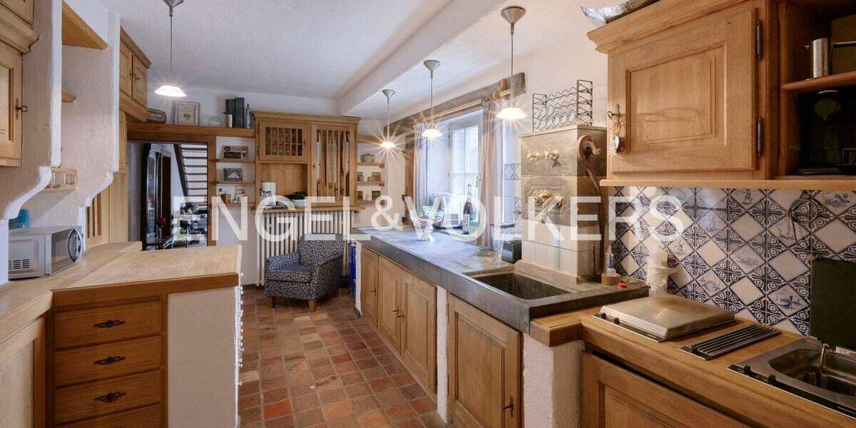 Einfamilienhaus Tönisvorst Vorst - 8 Zimmer, 644 m&sup2;, 3.250.000&euro; | Angebot:26894890