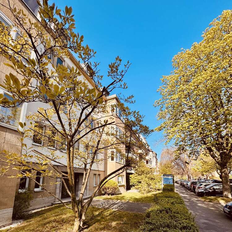 Wohnung zum Kaufen in Düsseldorf 389.000 € 70 m²