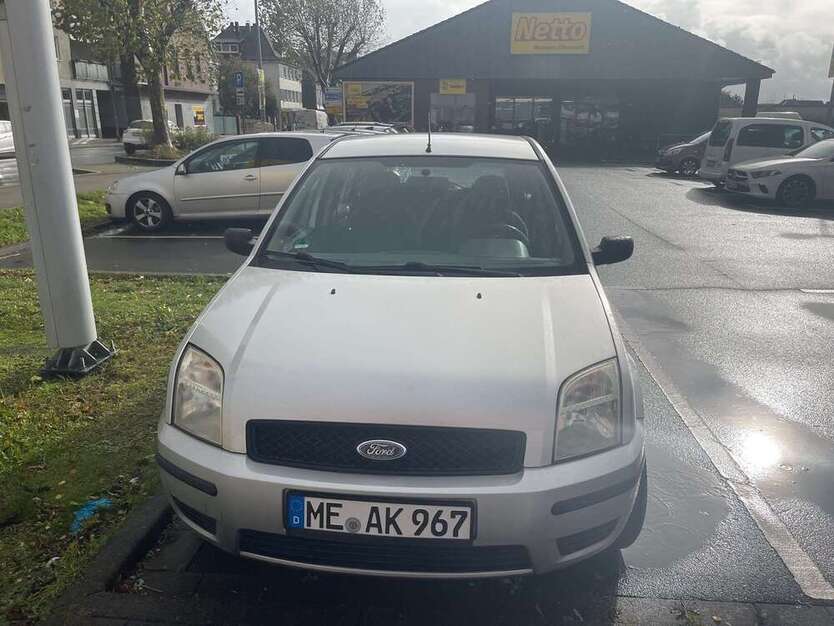 Ford Fusion 169.000 km 1.000 € Velbert 42553