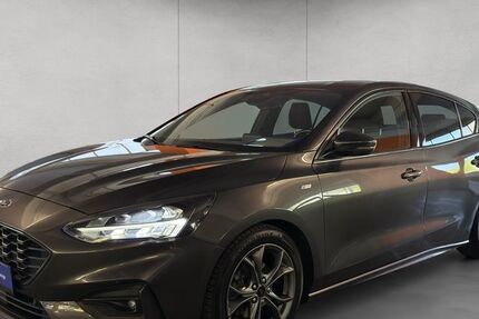 Ford Focus 96.845 km 13.490 &euro; Düsseldorf 40233