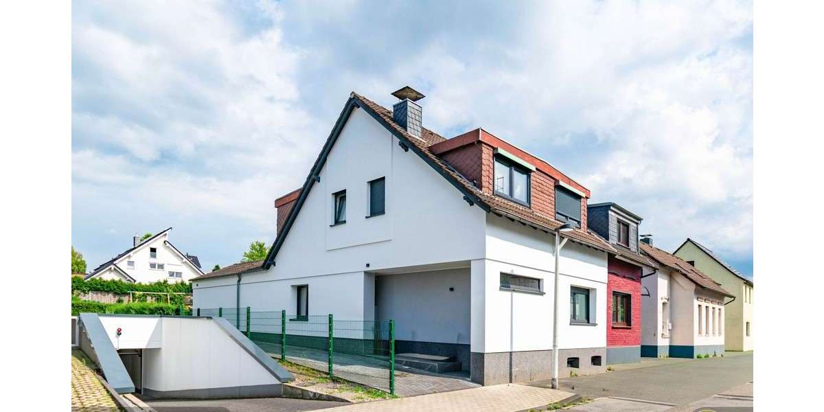 Einfamilienhaus Solingen Wald - 5 Zimmer, 136 m&sup2;, 399.000&euro; | Angebot:25472136