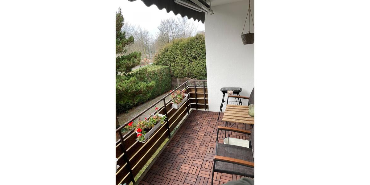 Moderne, frisch sanierte, möblierte, 78 qm Wohnung in guter Lage 3 zimmer