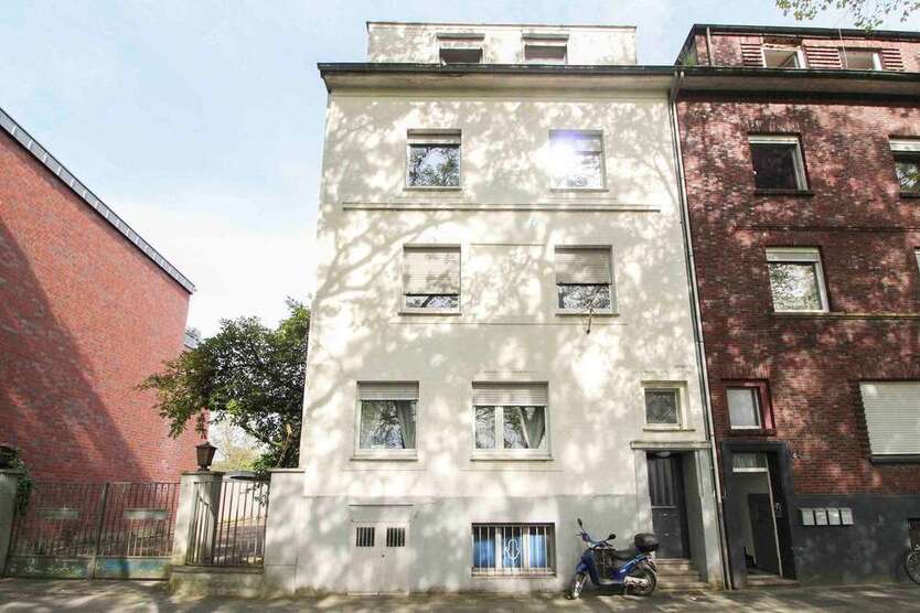 Haus zum Kaufen in Mönchengladbach 398.000 € 327 m²