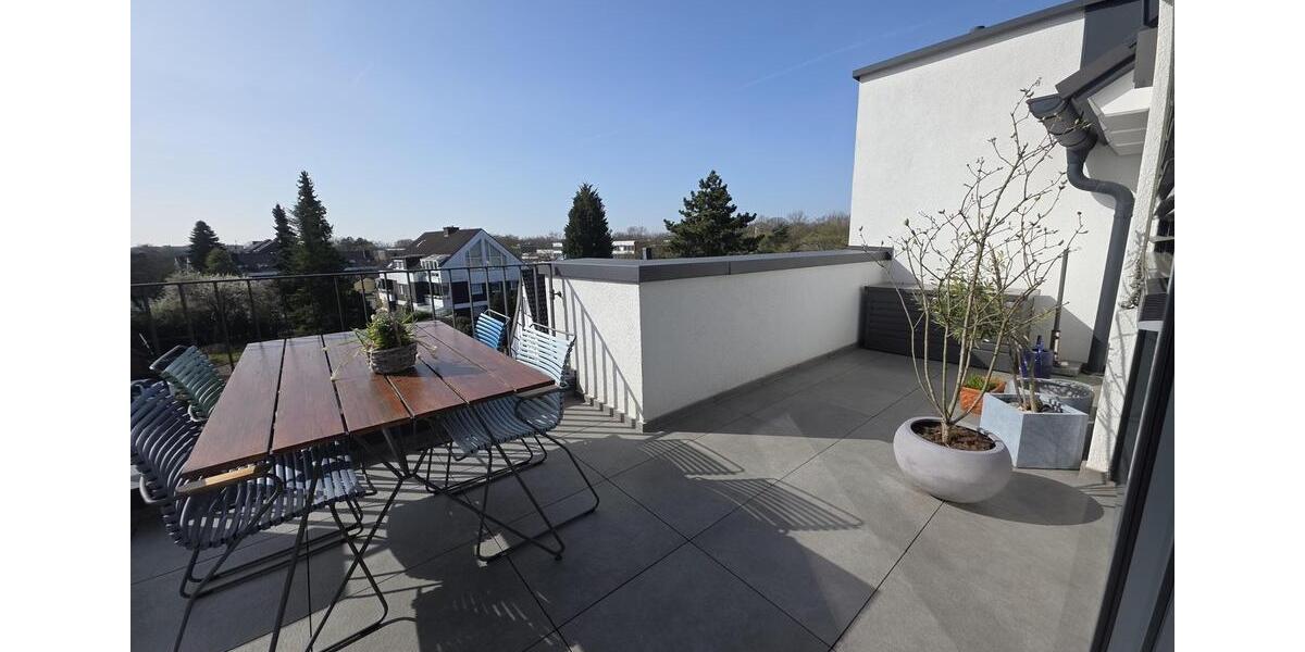 Etagenwohnung Hilden Forstbach - 4 Zimmer, 135 m&sup2;, 1.990&euro; | Angebot:25406505