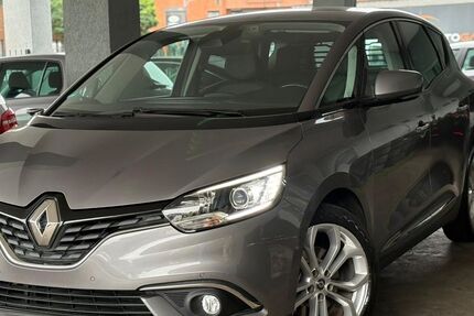 Renault Scenic 107.000 km 7.900 &euro; Düsseldorf 40229