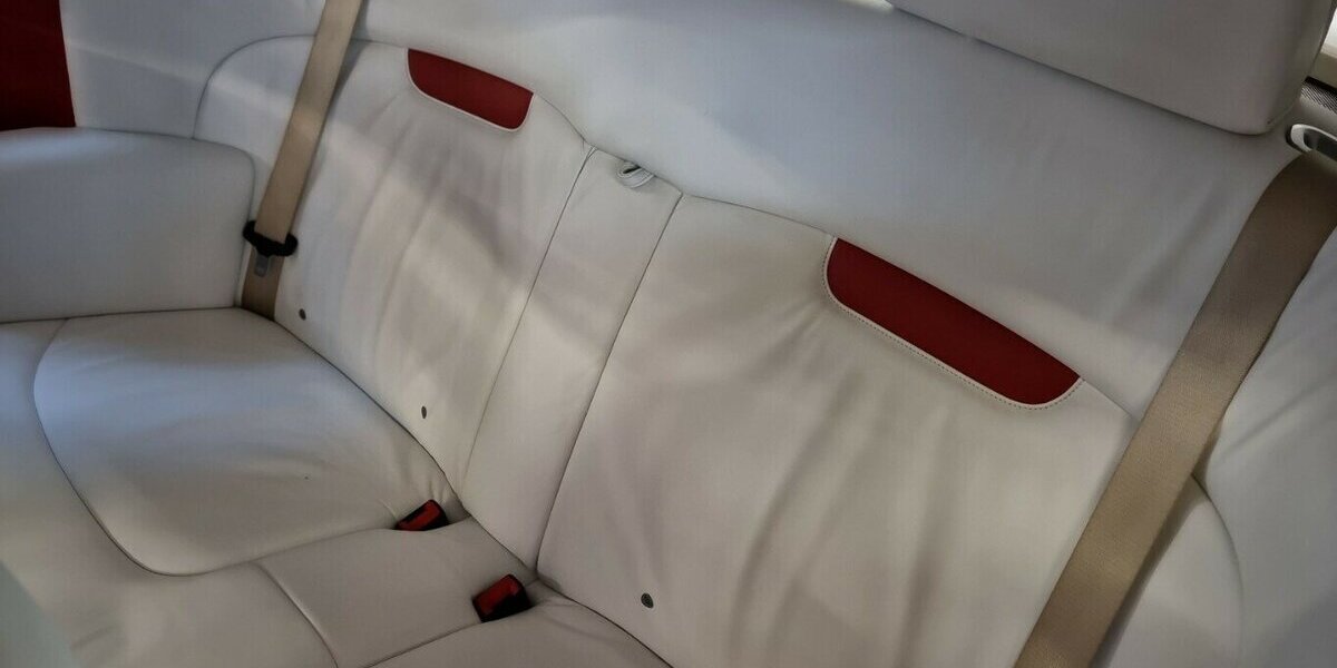 Rolls Royce Phantom Drophead Bespoke Spezial 21.800 km 195.000 &euro; HAAN 42781