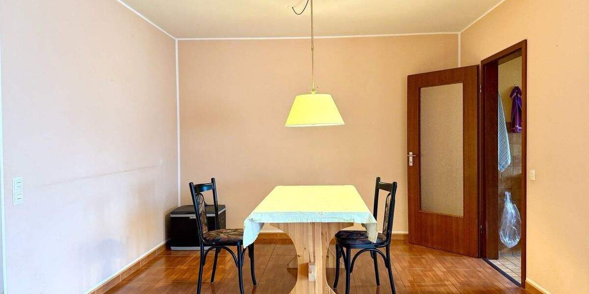 Etagenwohnung Düsseldorf Unterbach - 4 Zimmer, 109 m&sup2;, 359.000&euro; | Angebot:25687320