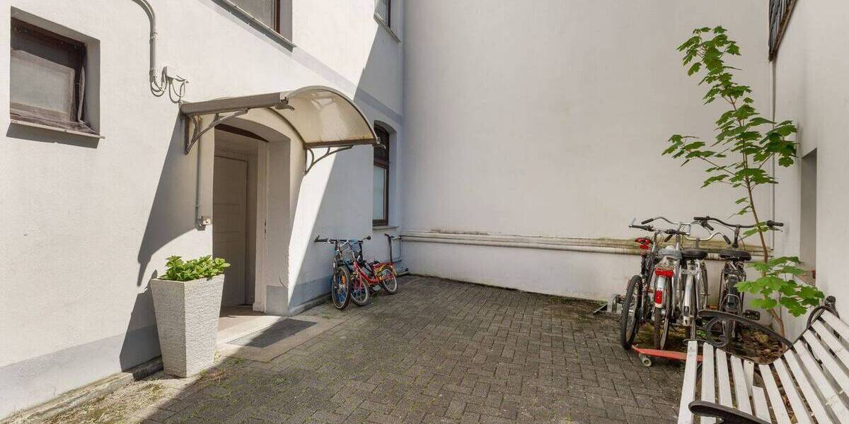 Mehrfamilienhaus, Wohnhaus Düsseldorf Eller - 6 Zimmer, 148 m&sup2;, 945.000&euro; | Angebot:26723215