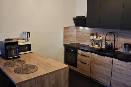 Wohnung Neuss - 2 Zimmer, 80 m&sup2;, 1.100&euro; | Angebot:25764221