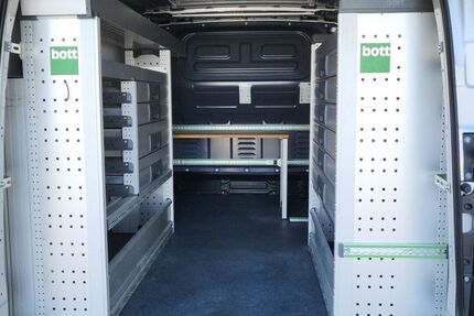 Mercedes-Benz Vito 78.125 km 27.900 € Köln-Riehl 50735