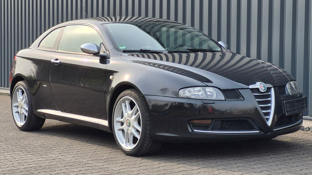 Alfa Romeo GT 204.000 km 5.950 &euro; Oberhausen 46117
