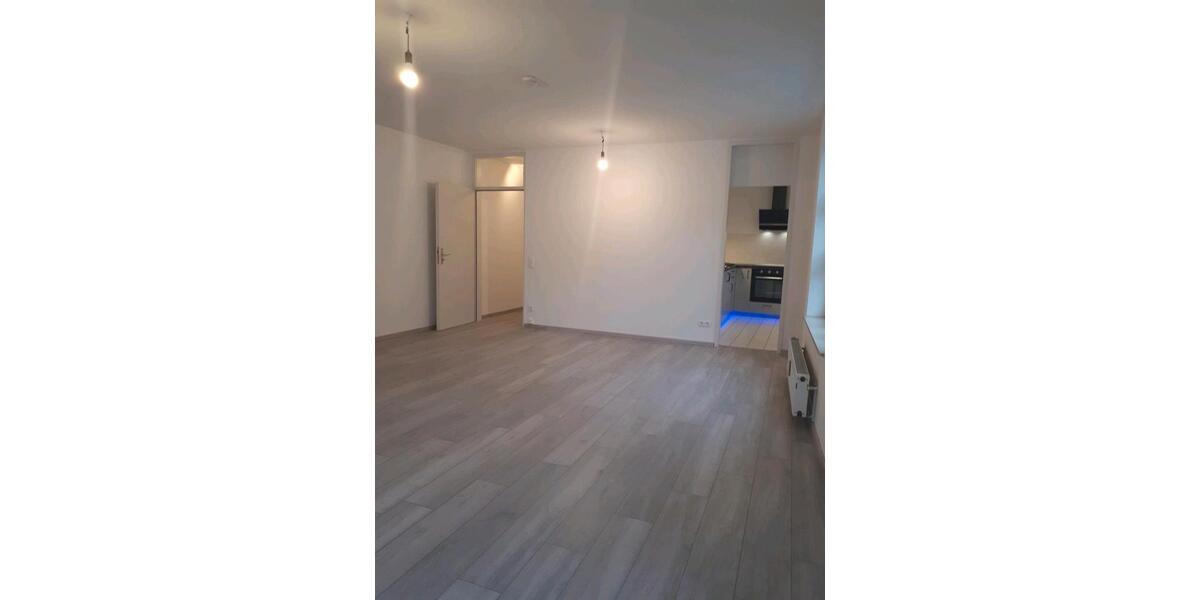 Etagenwohnung Solingen - 1 Zimmer, 49 m&sup2;, 645&euro; | Angebot:25640097