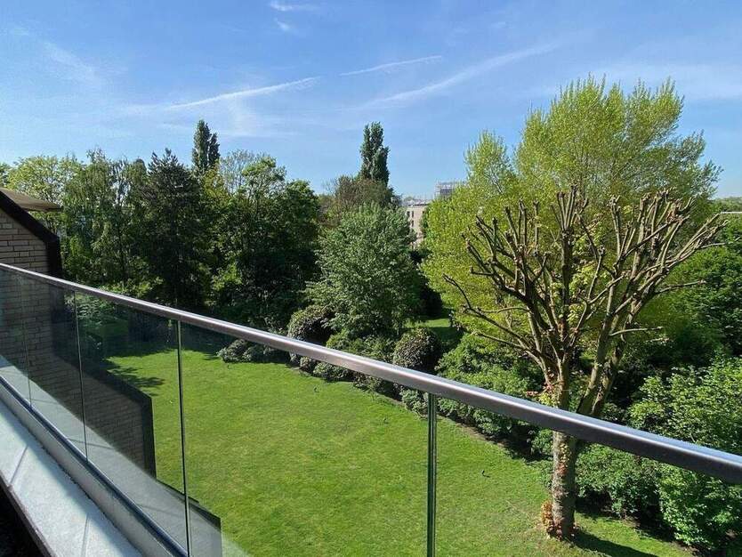 Großzügige 3-Zimmer-Wohnung mit Südbalkon und Tiefgarage