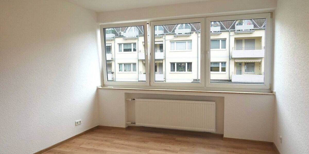 Etagenwohnung Leverkusen Opladen - 3 Zimmer, 98 m&sup2;, 1.050&euro; | Angebot:26642717