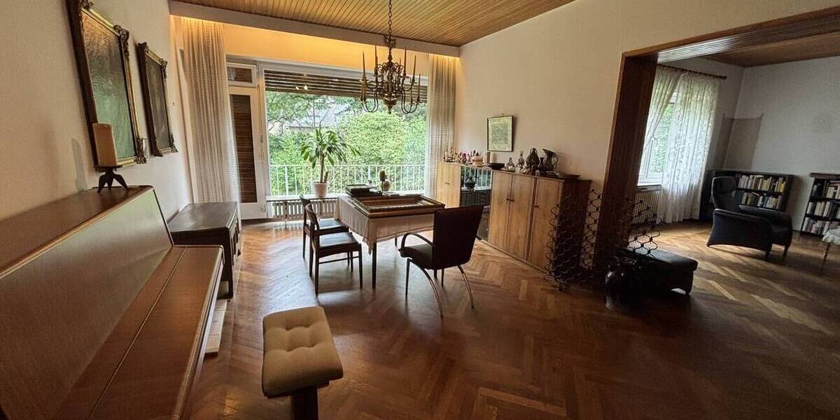 Mehrfamilienhaus, Wohnhaus Krefeld Cracau - 7 Zimmer, 199 m&sup2;, 590.000&euro; | Angebot:25693364