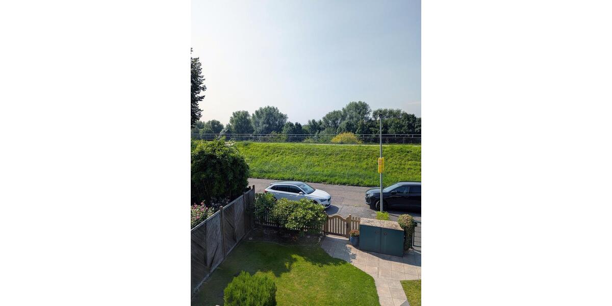 DEIN NEUES ZUHAUSE IN BESTER LAGE AM RUHRUFER - PROVISIONSFREI zimmer