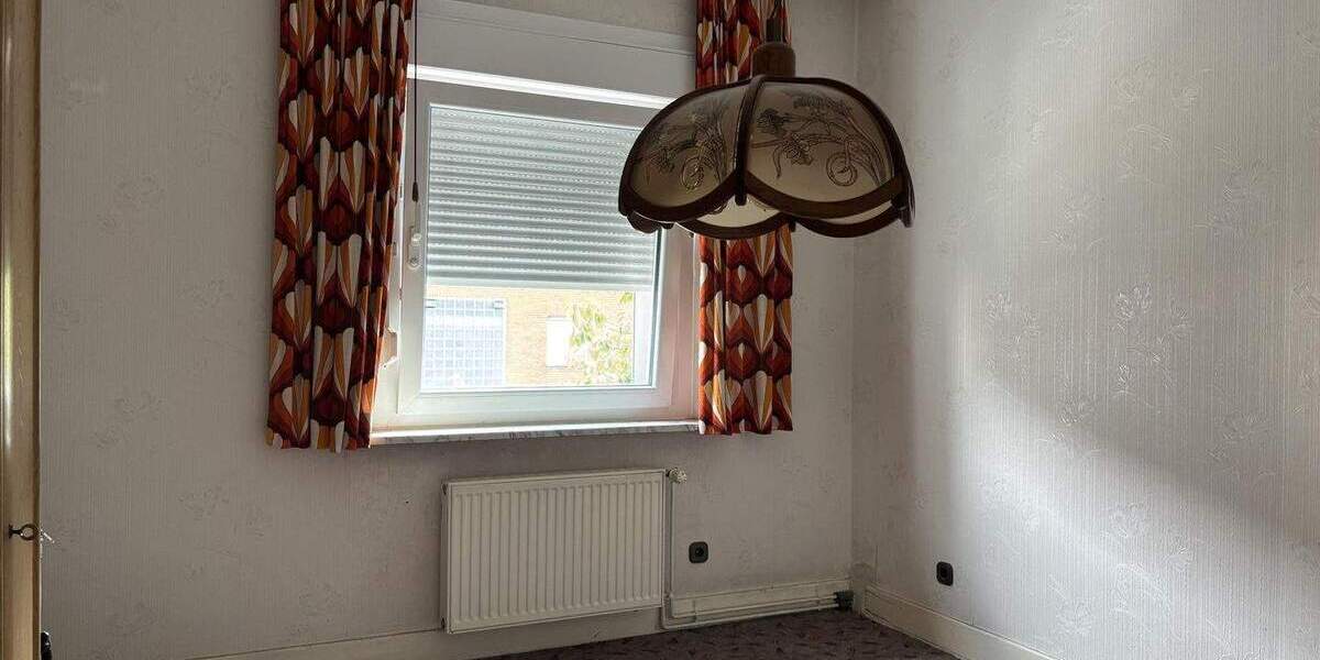 Einfamilienhaus Krefeld Fischeln - 9 Zimmer, 140 m&sup2;, 439.000&euro; | Angebot:25693360