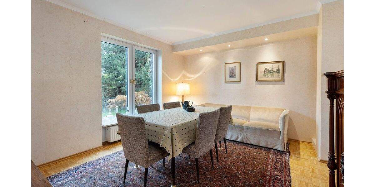 Großes Charmantes Generationenhaus in begehrter Lage! 7 zimmer