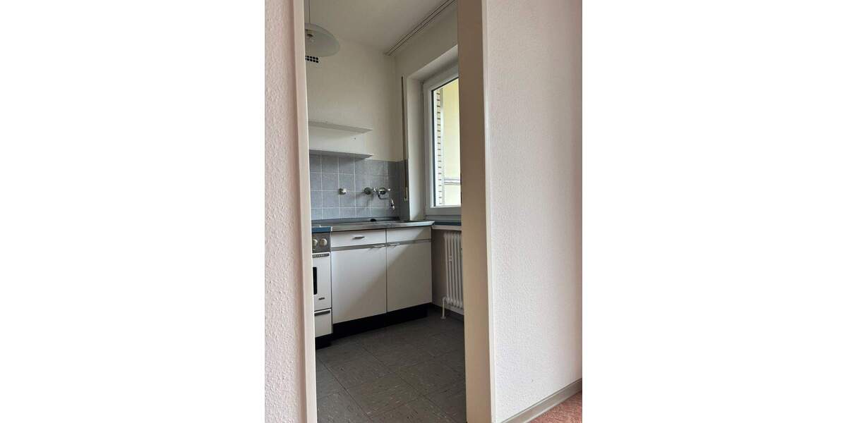 Etagenwohnung Düsseldorf Rath - 2 Zimmer, 50 m&sup2;, 175.000&euro; | Angebot:25683406
