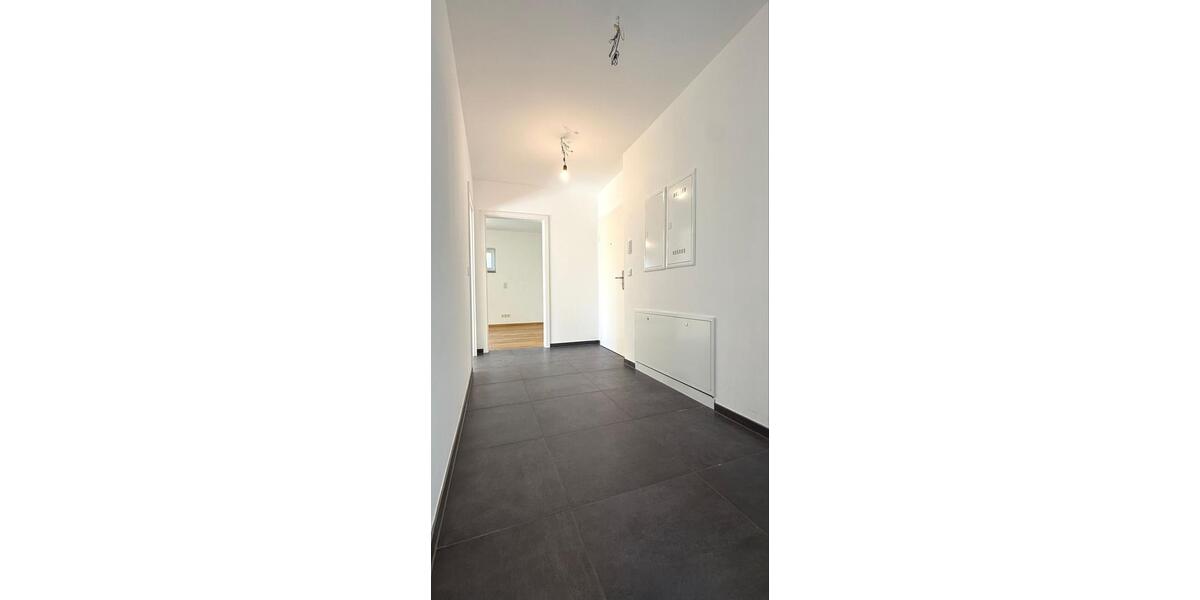 Erdgeschoßwohnung Wuppertal Gemarkung Ronsdorf - 2 Zimmer, 77 m&sup2;, 980&euro; | Angebot:24678622