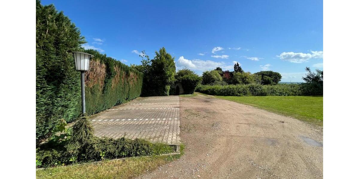 Dachgeschoßwohnung Grevenbroich Hemmerden - 3 Zimmer, 77 m&sup2;, 620&euro; | Angebot:26459523