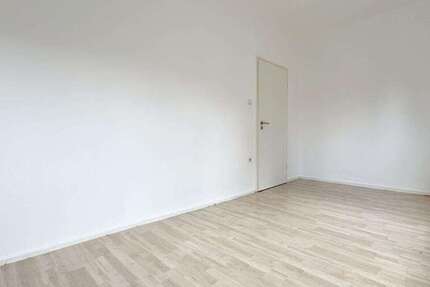 Wohnung zum Mieten in Oberhausen-Osterfeld 450 € 57.5 m²