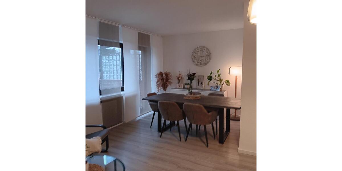 Etagenwohnung Mönchengladbach - 4 Zimmer, 89 m&sup2;, 850&euro; | Angebot:25805572