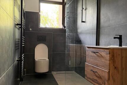 Wohnung Düsseldorf Heerdt - 3 Zimmer, 80 m&sup2;, 1.400&euro; | Angebot:25647879