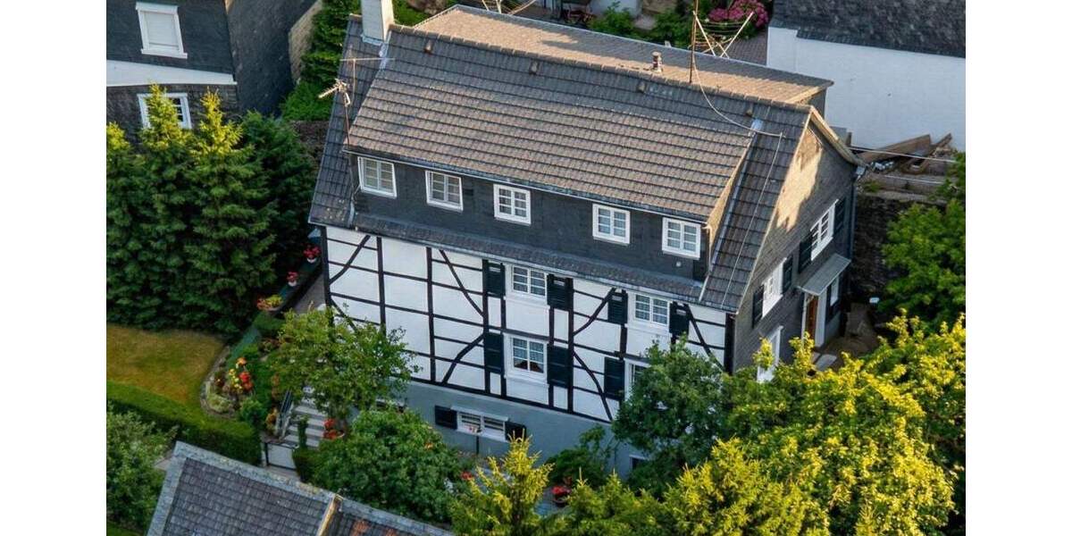Einfamilienhaus Remscheid Nord - 7 Zimmer, 174 m&sup2;, 199.000&euro; | Angebot:25320107