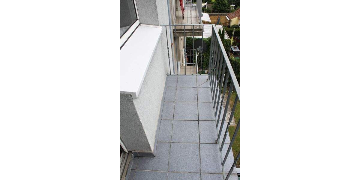 Zwei gepflegte Mehrfamilienhäuser mit grossem Garten in Krefeld-Inrath 2 zimmer