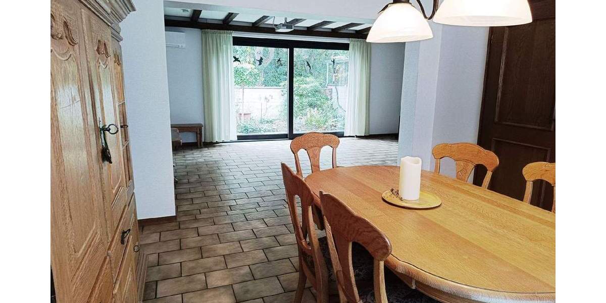 Mehrfamilienhaus, Wohnhaus Mönchengladbach-Wickrath Wickrath - 6 Zimmer, 124 m&sup2;, 398.000&euro; | Angebot:25744860
