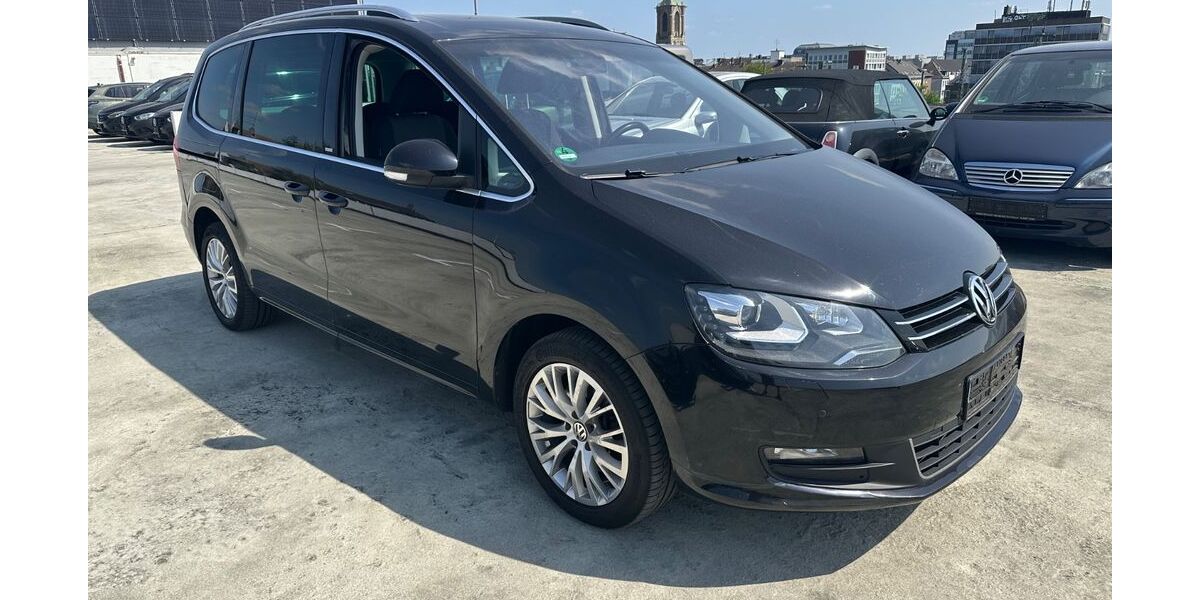 VW Sharan 184.000 km 12.500 &euro; Neuss 41462