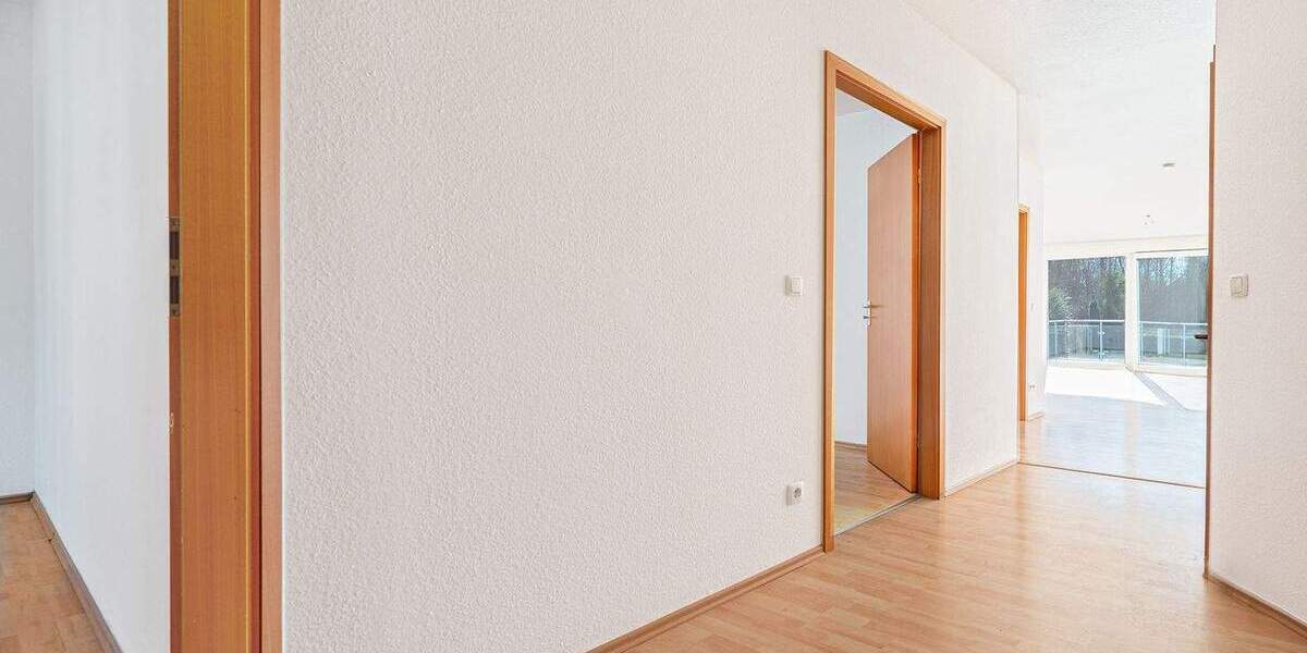 Etagenwohnung Mülheim an der Ruhr Dümpten - 3 Zimmer, 94 m&sup2;, 270.000&euro; | Angebot:25670665