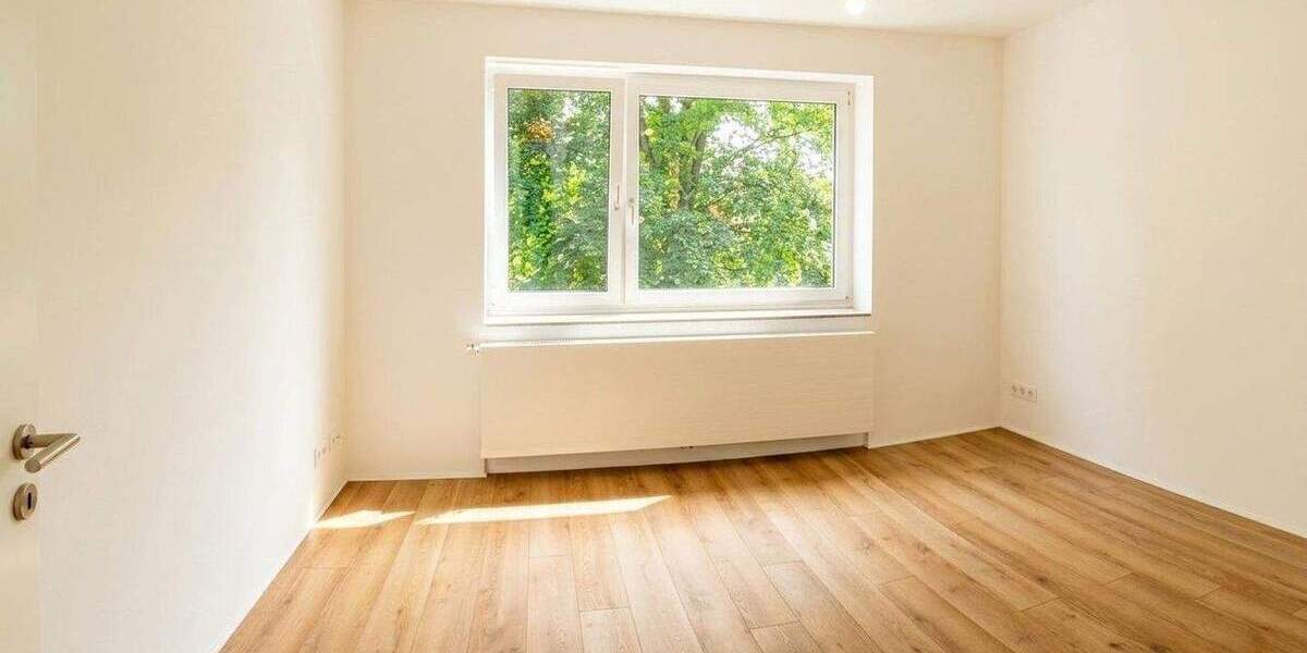 Etagenwohnung Düsseldorf Unterbach - 4 Zimmer, 102 m&sup2;, 375.000&euro; | Angebot:25906556