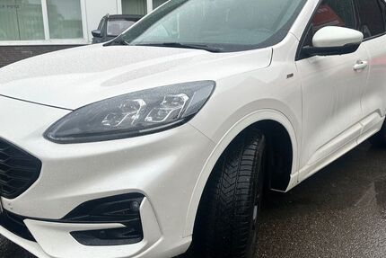 Ford Kuga 151.000 km 14.880 &euro; Düsseldorf 40549