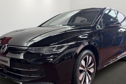 VW Golf 8.744 km 31.460 € Velbert 42553