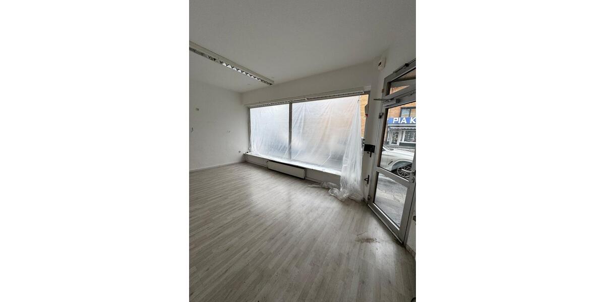 Ladenlokal | zentral in DU-Homberg | direkt an Hauptstraße zimmer