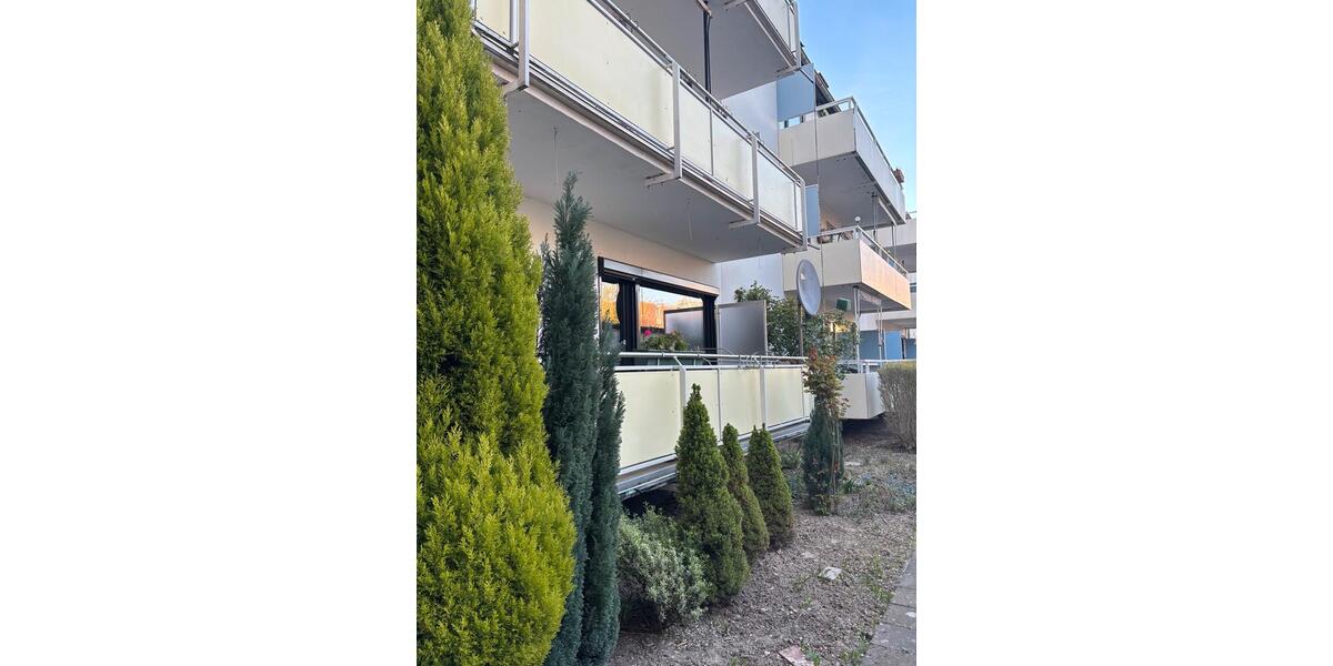 Erdgeschoßwohnung Krefeld Dießem - 3 Zimmer, 82 m&sup2;, 180.000&euro; | Angebot:25399843