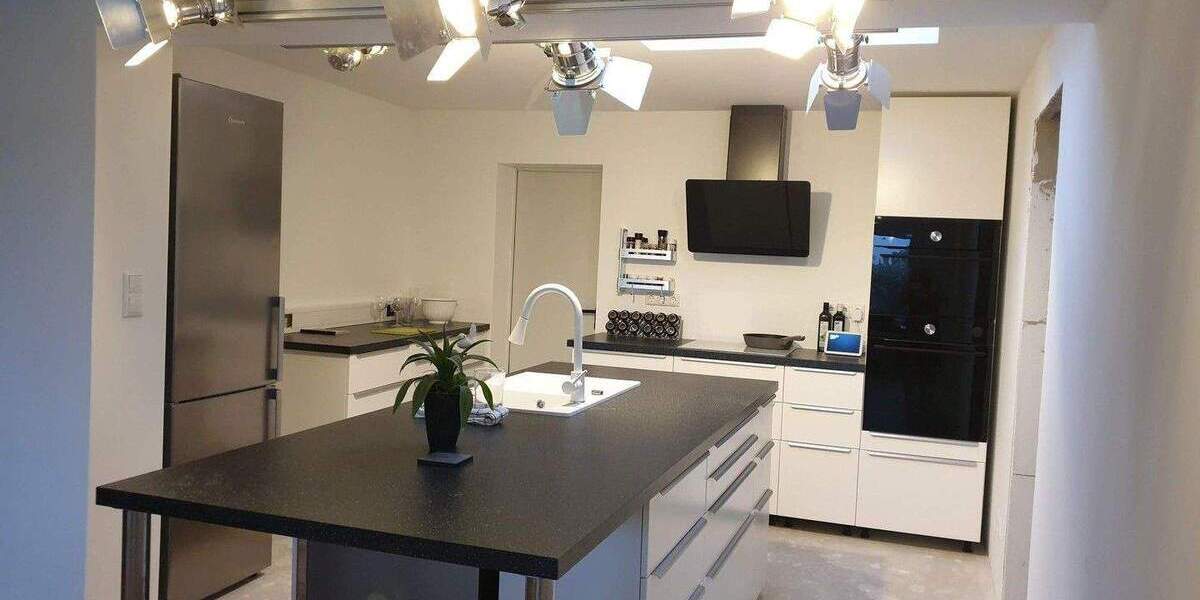 Modernisiertes 1 oder 2 Familienhaus in Langenfeld (Rheinland) 9 zimmer